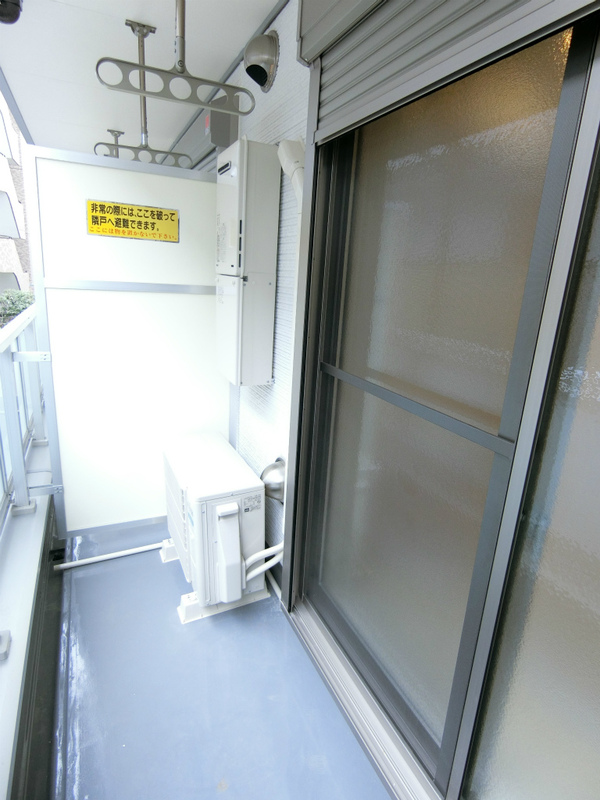 リブリ・ニューイースト2階 バルコニー