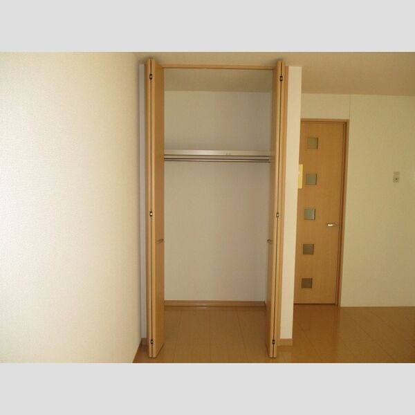 ピエトラ ポンテ105号室 クローゼット