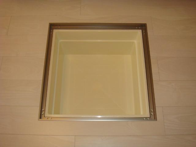 エラン 床下収納