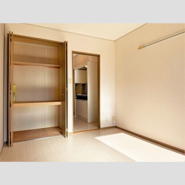 セジュール レジデンス 洋室6帖