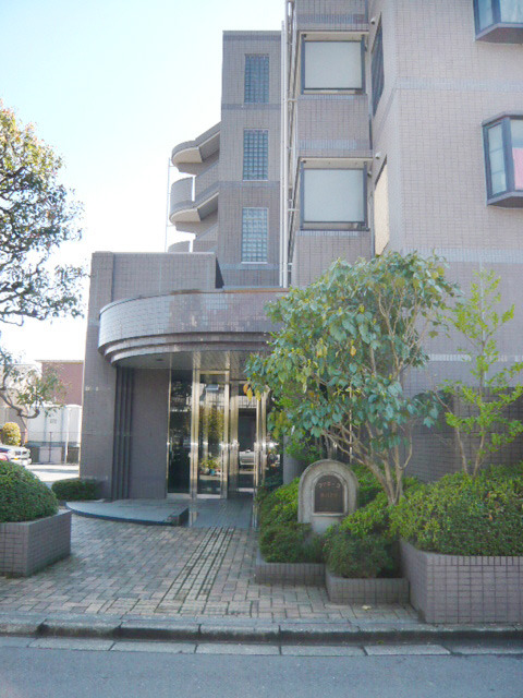 ファミーユ玉川上水の外観画像