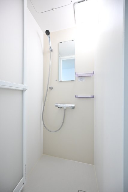 ソルナクレイシア吉祥寺本町1階 シャワールーム