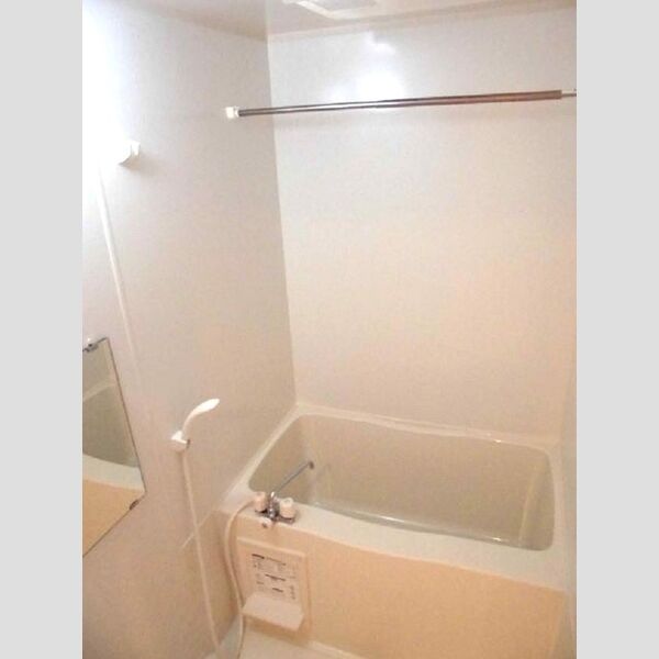 グランフィールドⅢ307号室 バス