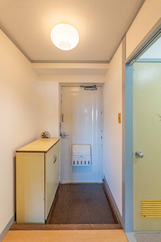 メイゾン平岡 玄関