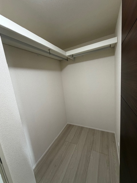 ＣＬＡＩＲＥ　　ＭＵＳＡＳＨＩ201号室 収納