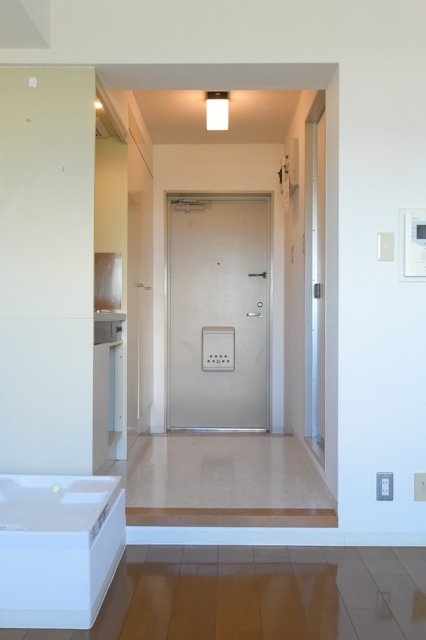 ライオンズマンション椎名町駅前通り 玄関