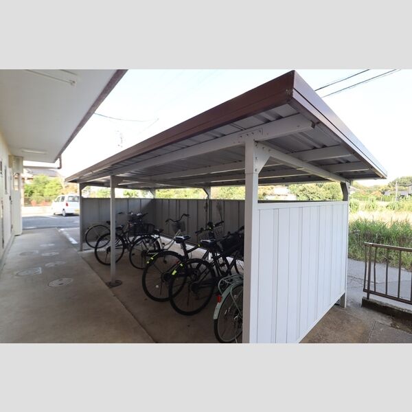 ハートリーフレジデンス201号室 駐輪場