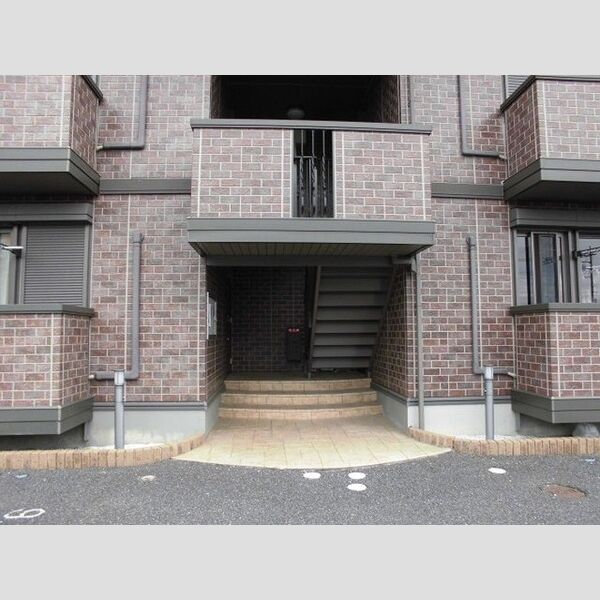 セピアコート エントランス