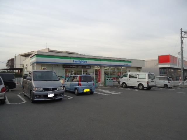 カルム荒幡 ファミリーマート所沢小手指南店まで1,163ｍ