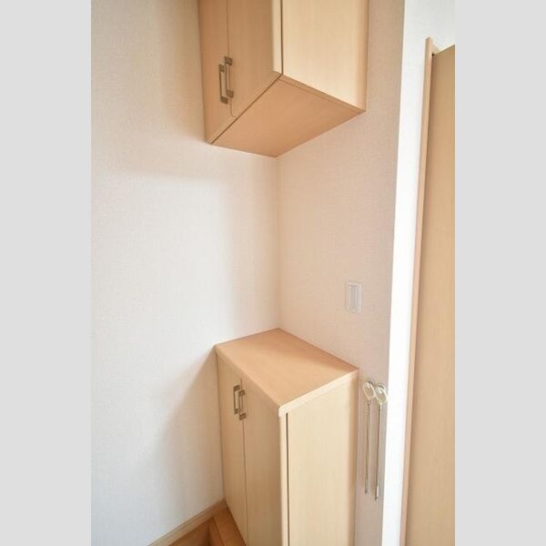 メゾン・U シューズボックス