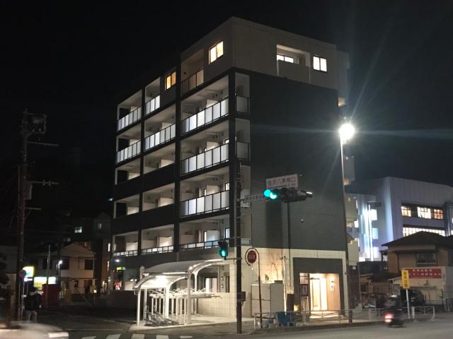 八景しお彩 外観写真（夜）