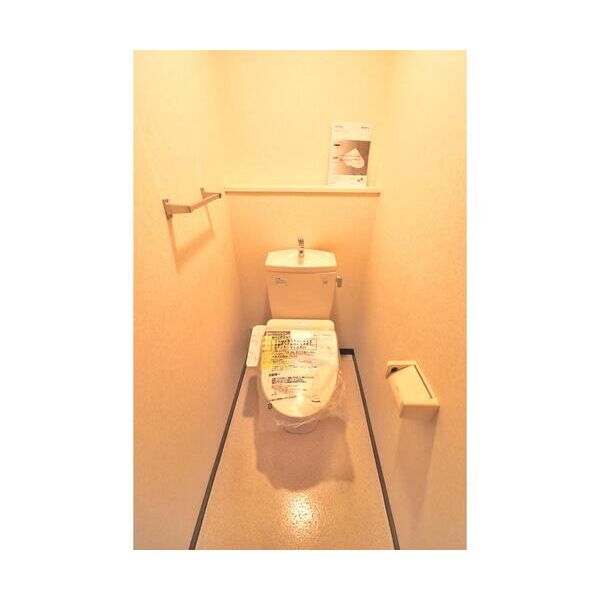 ベルヴェデーレII303号室 トイレ