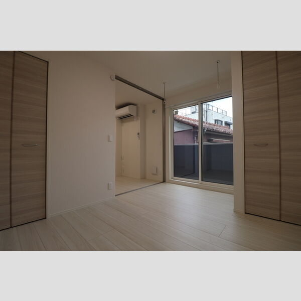 D Paina 旭町202号室 室内