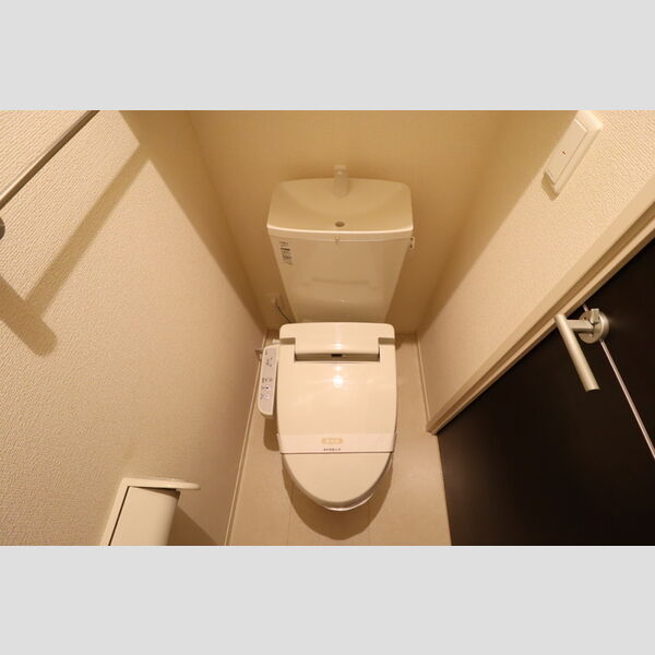CASA de Ryo 温水洗浄暖房便座付きトイレ