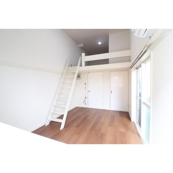 コスモ六実東 リビング