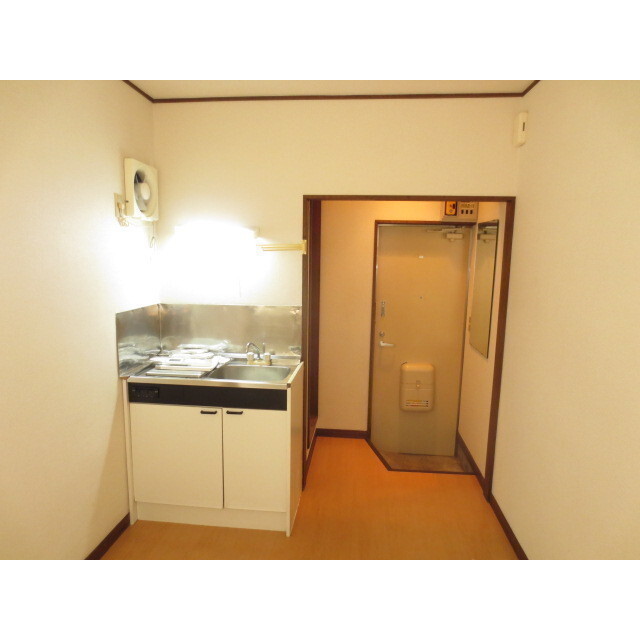 サンバレー坂上1階 内観