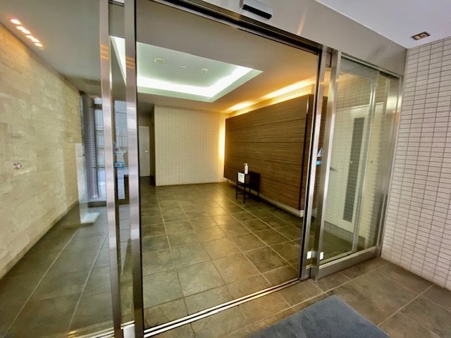 レジディア大森東7階 エントランス