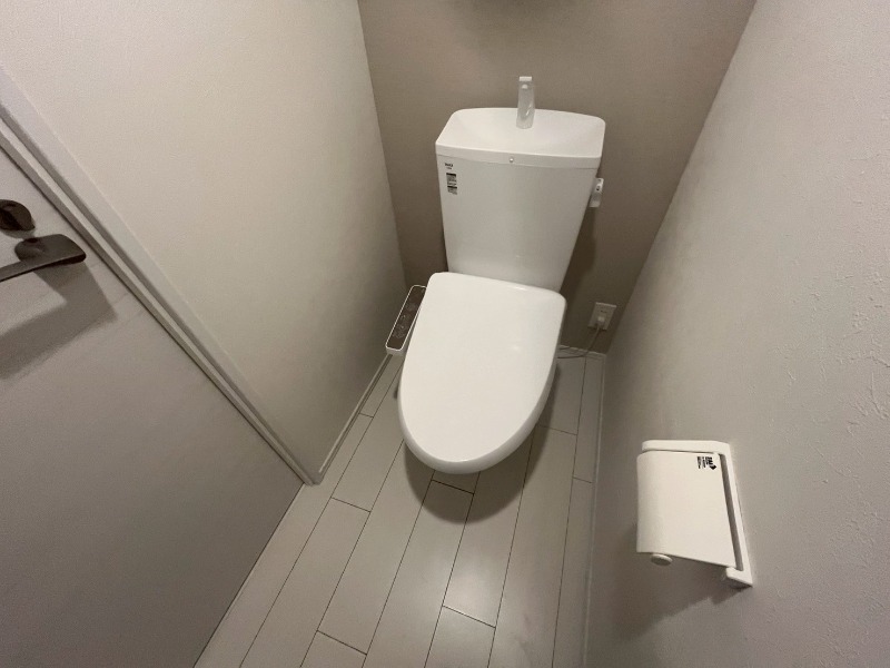 オーブリオン白金1階 トイレ