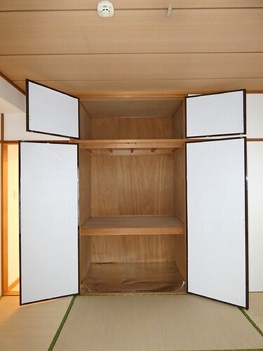 パールハイツＫＭ 押入（和室　内装後）