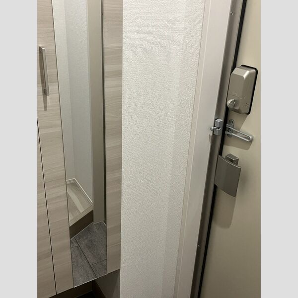 シャルム十間坂102号室 玄関