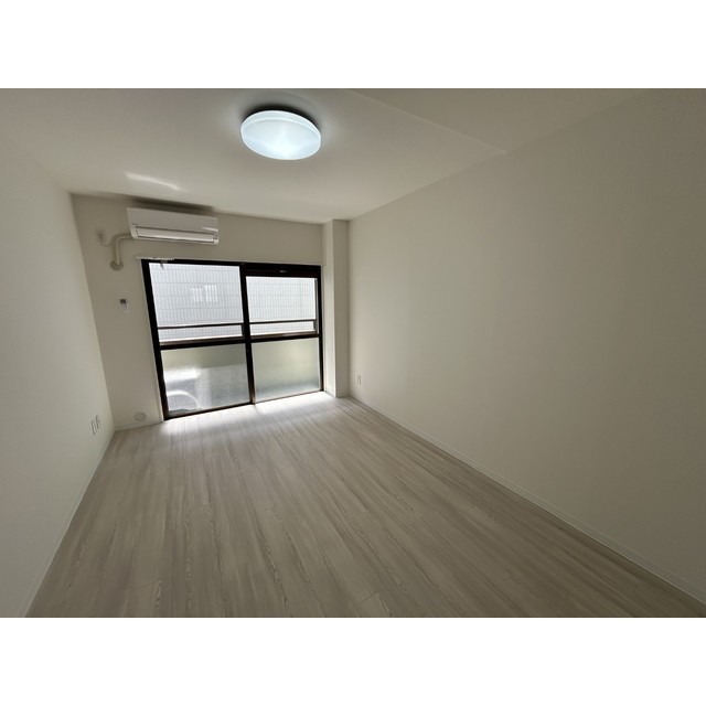 セレスト リビング