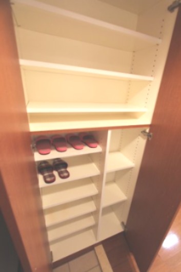 プライムアーバン中目黒 収納