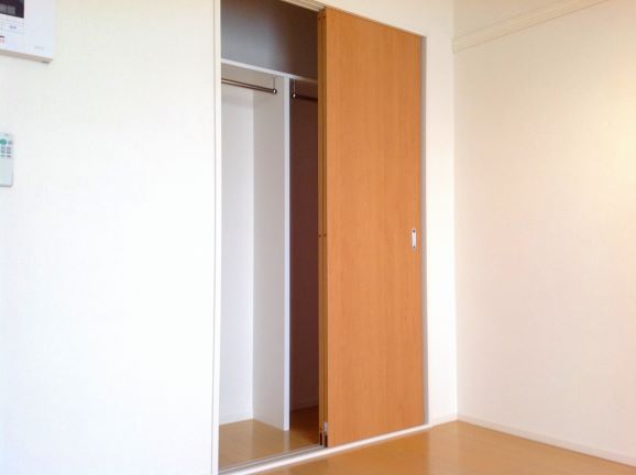 レオパレスヤチヨ106号室 内観