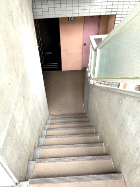 ブリッジワン302号室 ロビー