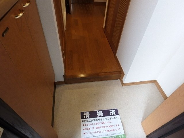 ドルチェ代々木3階 玄関