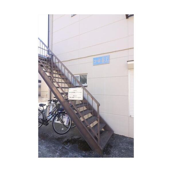 コーポ谷上 エントランス