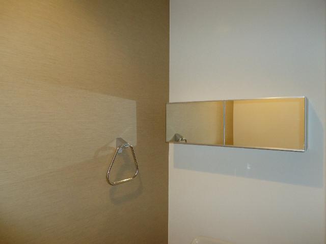 Ｃｈａｒｍｅ　Ｓｕｅｎａｇａ302号室 収納上部