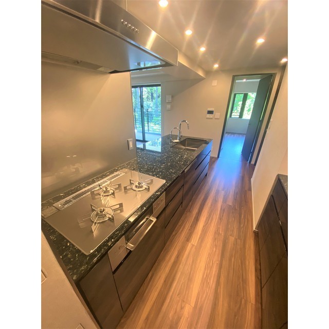 ザ・パークハウス御苑内藤町5階 同建物別部屋の参考画像