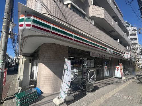 ダイナシティ高円寺 【コンビニエンスストア】セブンイレブン 杉並高円寺南2丁目店まで495ｍ