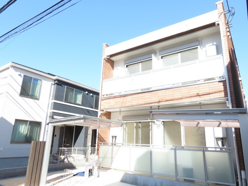 リブリ・オブリジャンスの外観画像