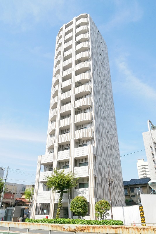 PREMIUM CUBE G 駒沢大学4階 外観