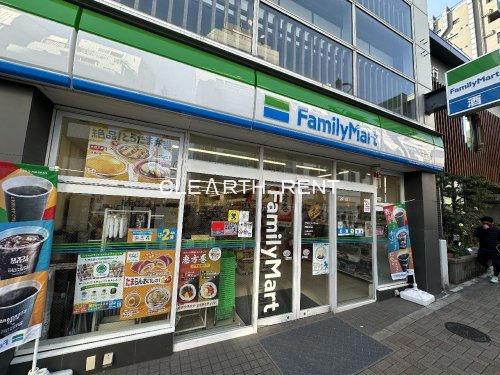 パレステュディオ神楽坂ＣｉｔｙＴｏｗｅｒ4階 【コンビニエンスストア】ファミリーマート 神楽坂店まで100ｍ