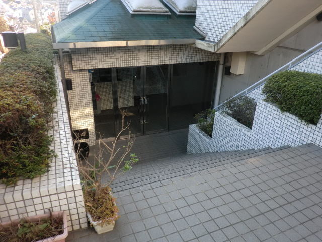 菊名フラット0302号室 エントランス