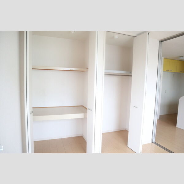 パークリバー206号室 クローゼット