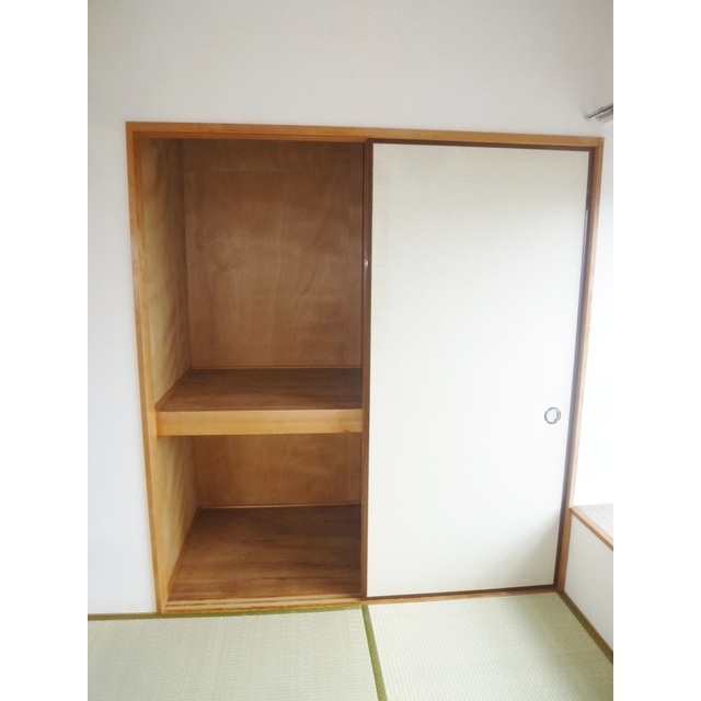 ツートンハイツ 内観