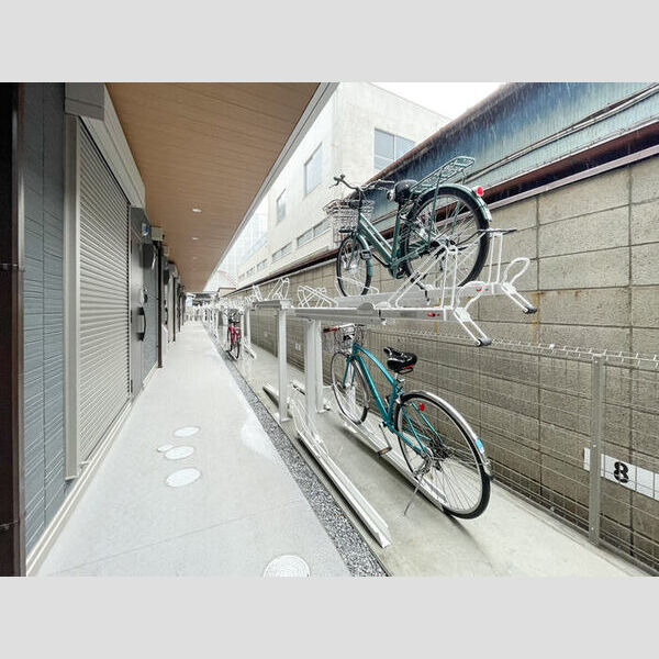 セレスティア白鳥 駐輪場