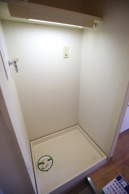 トップ金町 室内洗濯機置場