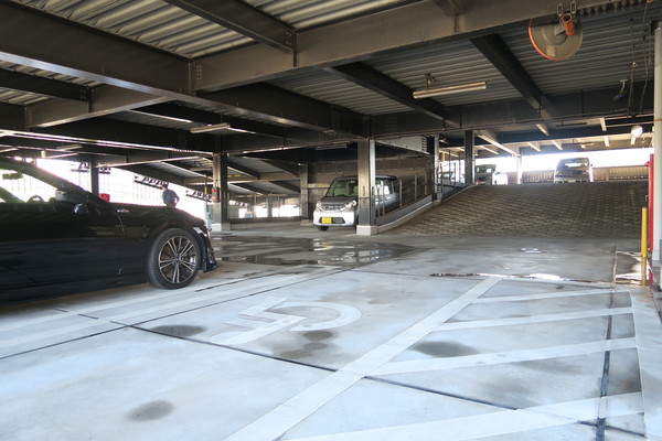 SEASCAPE千葉みなと 駐車場