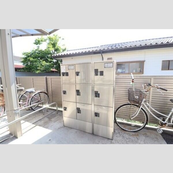 インペリアル野田　Ⅱ 宅配ボックス