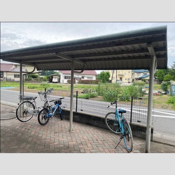 パークアゼリア　A/B 駐輪場