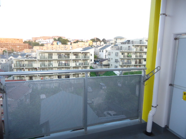 ラ・クラッセ西寺尾0405号室 眺望良好