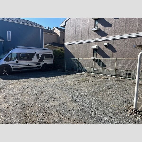 サンハイツ 駐車場