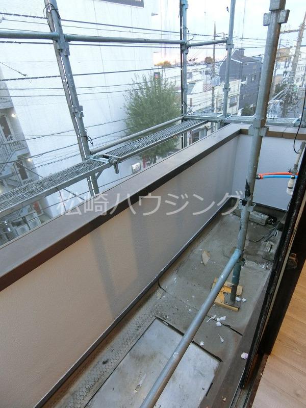 	 木下ビル 外壁工事中です。