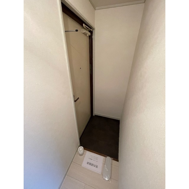 メゾン鶴間203号室 玄関