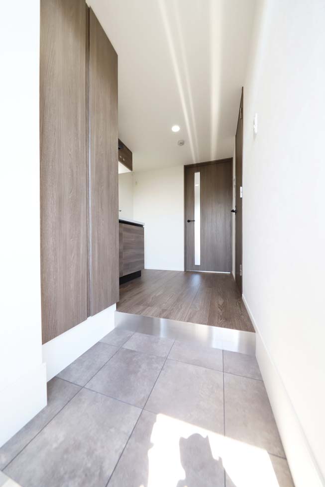 レンティーヴァ綾瀬2階 内観