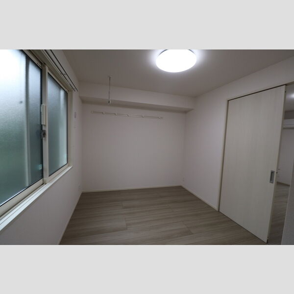 ブルーデイジー102号室 洋室